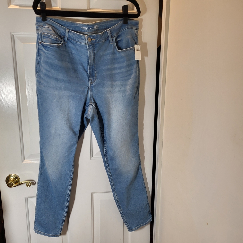 NWT Old Navy Women's Light Blue Jeans - Size 20